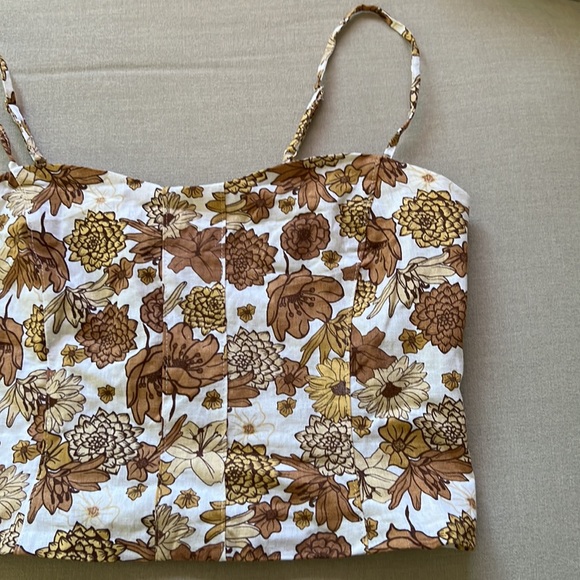 C & C California Linen Floral Top Size 8 - Picture 4 of 12